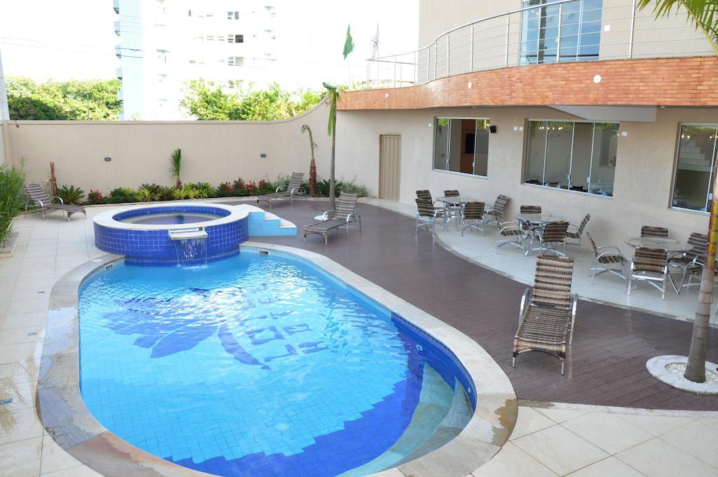 Lotus Hotel - A 6 Km Do Santuario De Aparecida-Sp Guaratingueta Ngoại thất bức ảnh