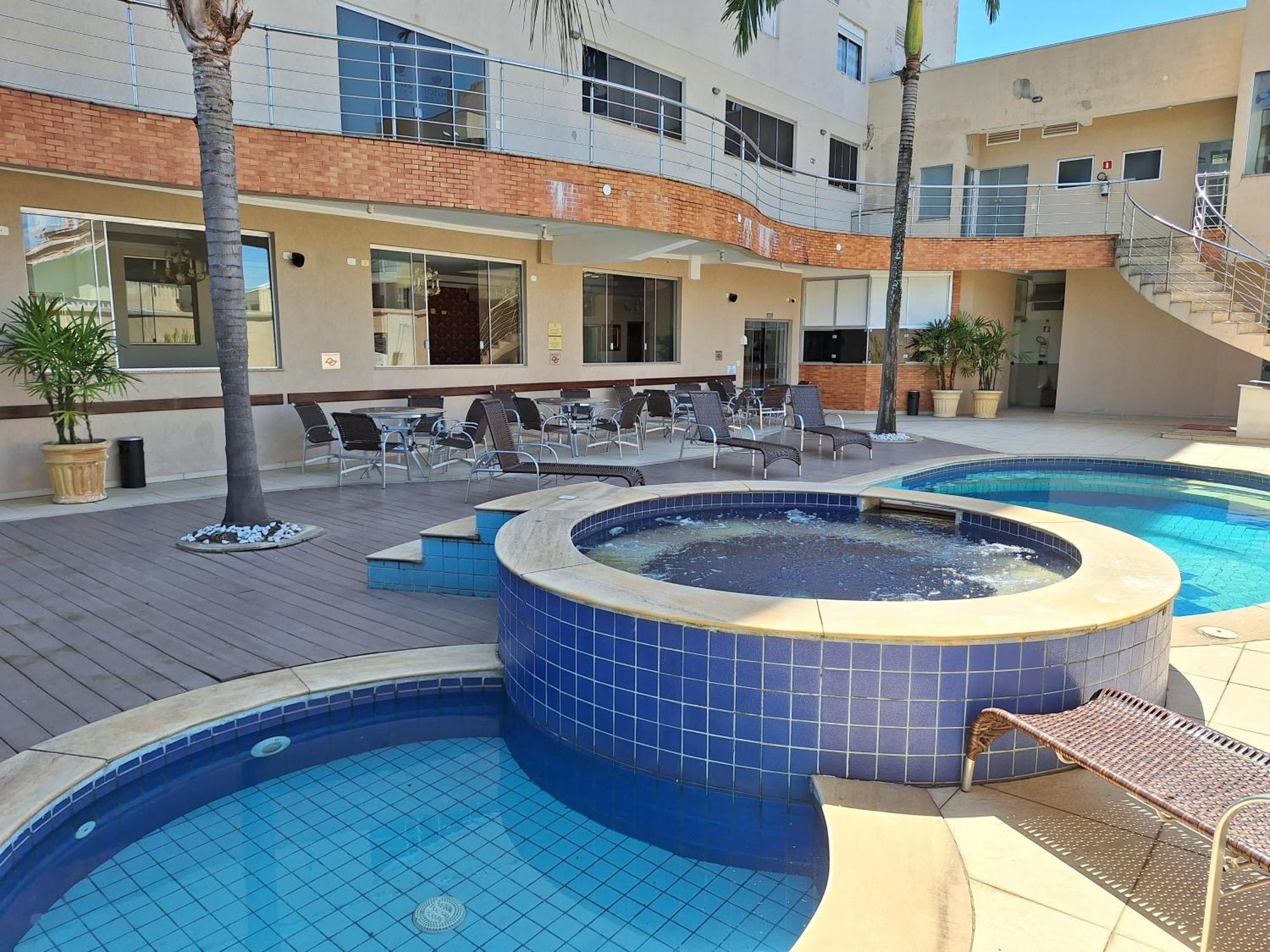 Lotus Hotel - A 6 Km Do Santuario De Aparecida-Sp Guaratingueta Ngoại thất bức ảnh